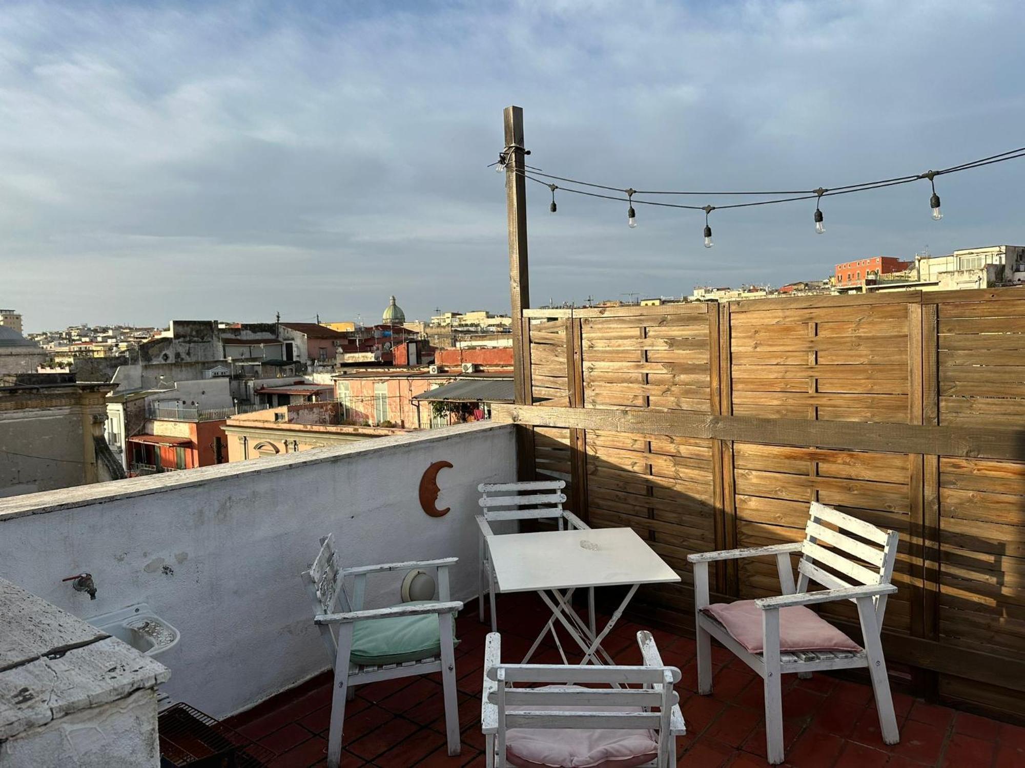 Casa Rossini Apartments نابولي المظهر الخارجي الصورة